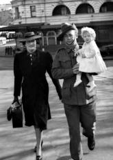 Mum Dad & Karlie in Sydney 1940's